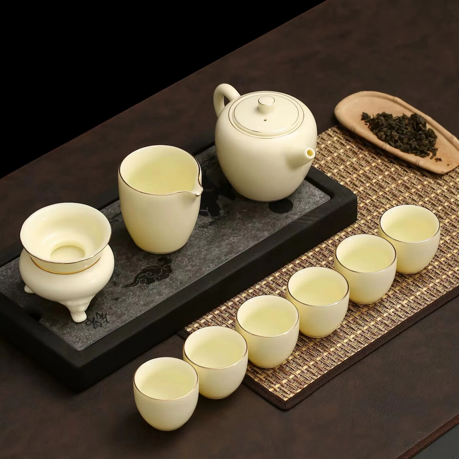 Piatră prețioasă de culoare galbenă ceramice set de ceai cu grăsime de oaie jad portelan high-end din piele ambalaj cutie . ' - ' . 0