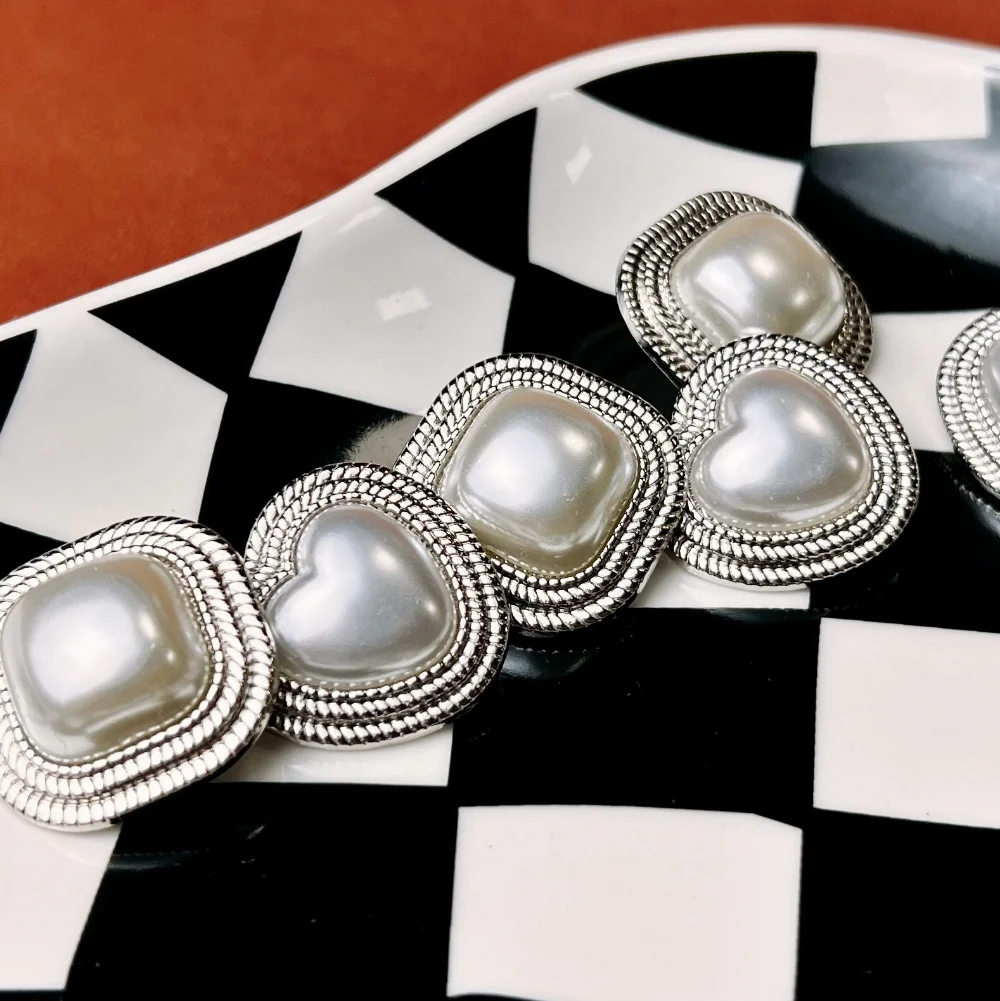 5 Piese de Argint Pătrat Perla Butoane pentru Îmbrăcăminte de Top Lady Pulover Tricot Decorative în formă de Inimă Nasturi Metalici DIY de Cusut Nasturi . ' - ' . 3
