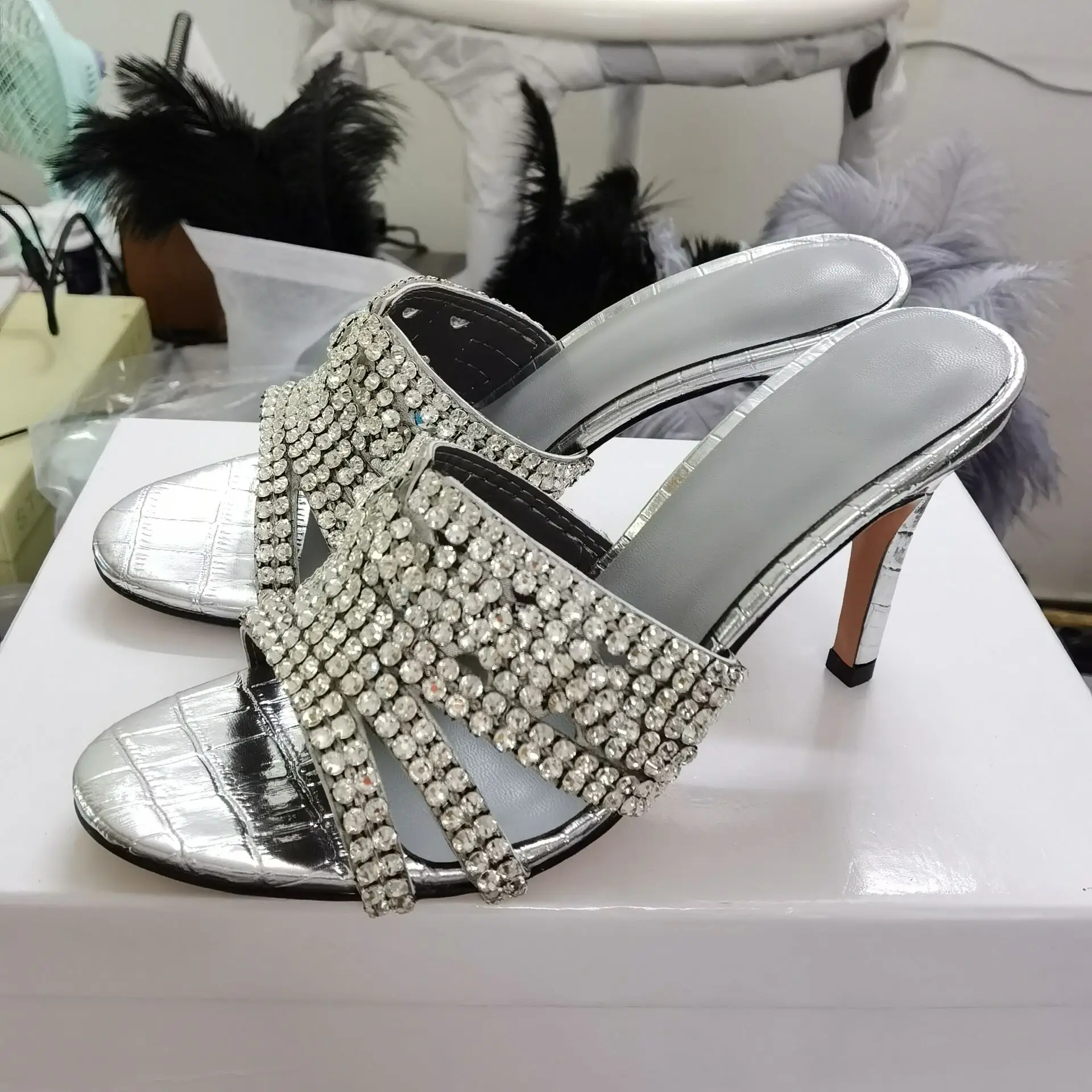 Sexy Flip Flops Apartamente de Vară Stras Femei papuci Cristal de Argint Pantofi doamnelor Aur Verde Sandale Plate Catâri Pista Plaja Sh . ' - ' . 5