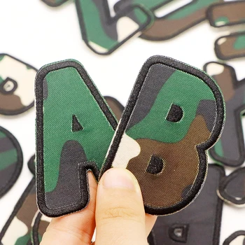 1 BUC Armata Verde Tie Dye Scrisoare Alfabet Scrisoare Broderie Patch-uri de Fier-pe Îmbrăcăminte, Pălării Saci Aplicatiile Pentru Haine Numele Logo-ul Diy